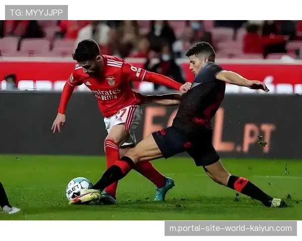 摩纳哥场均丢2球欧冠倒数第五 防线重组考验临时协防默契 摩纳哥场均丢2球欧冠倒数第五 防线重组考验临时协防默契